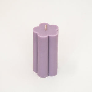 Daisy Pillar Candle